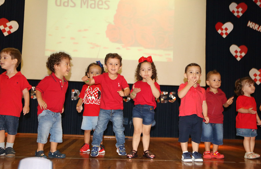 Jornal Casa da Gente: Clube Português de Niterói: Alegria e emoção marcaram  a Festa do Dia das Mães