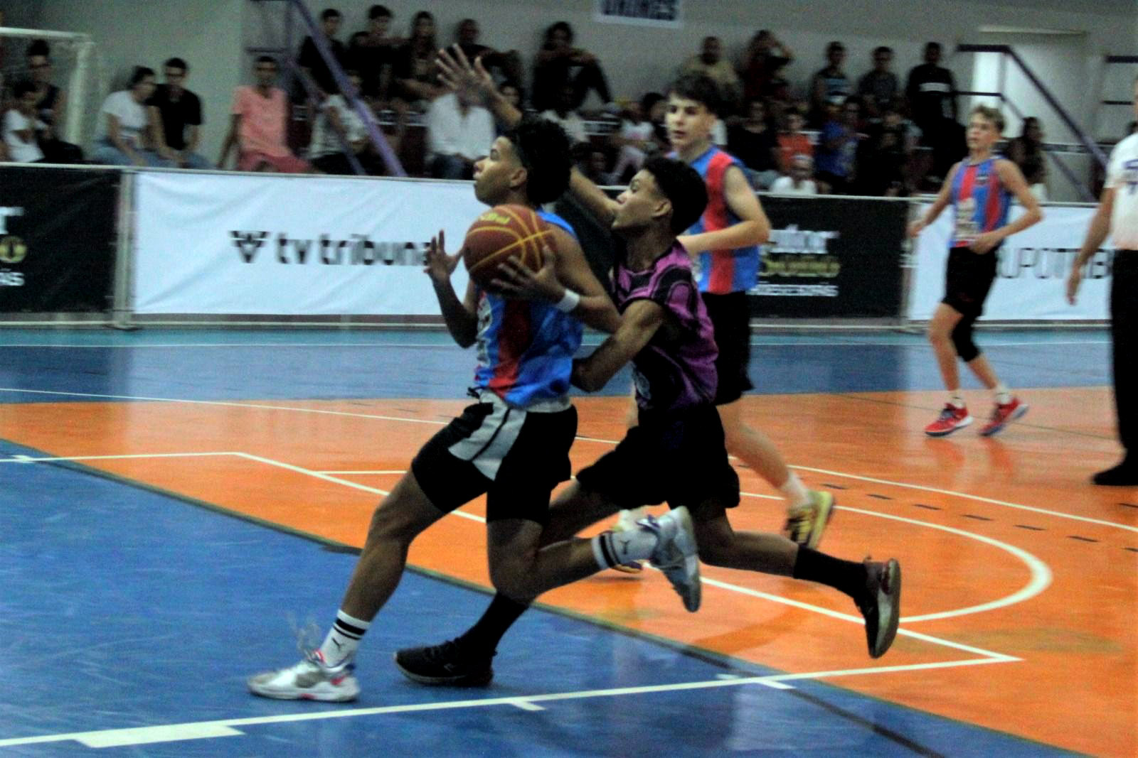 Jean Piaget se classifica e pega o Liceu Santista na próxima fase da 7ª  Copa TV Tribuna de Basquete, copa tv tribuna de basquetebol escolar